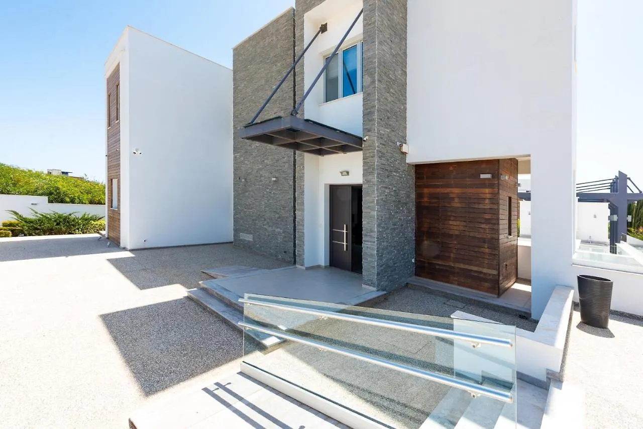 Villa Marsali by Ezoria Ayia Napa