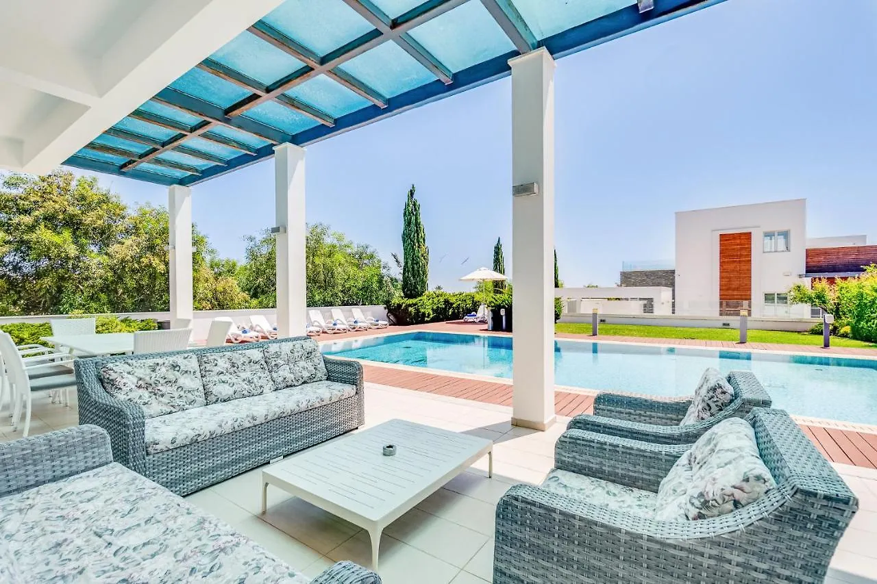 Villa Marsali by Ezoria Ayia Napa